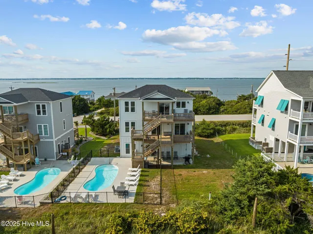 $1,700,000 | 1903 Emerald Drive, Emerald Isle, NC 28594