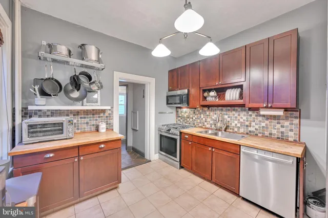 $460,000 | 443 West James Street, Lancaster, PA 17603