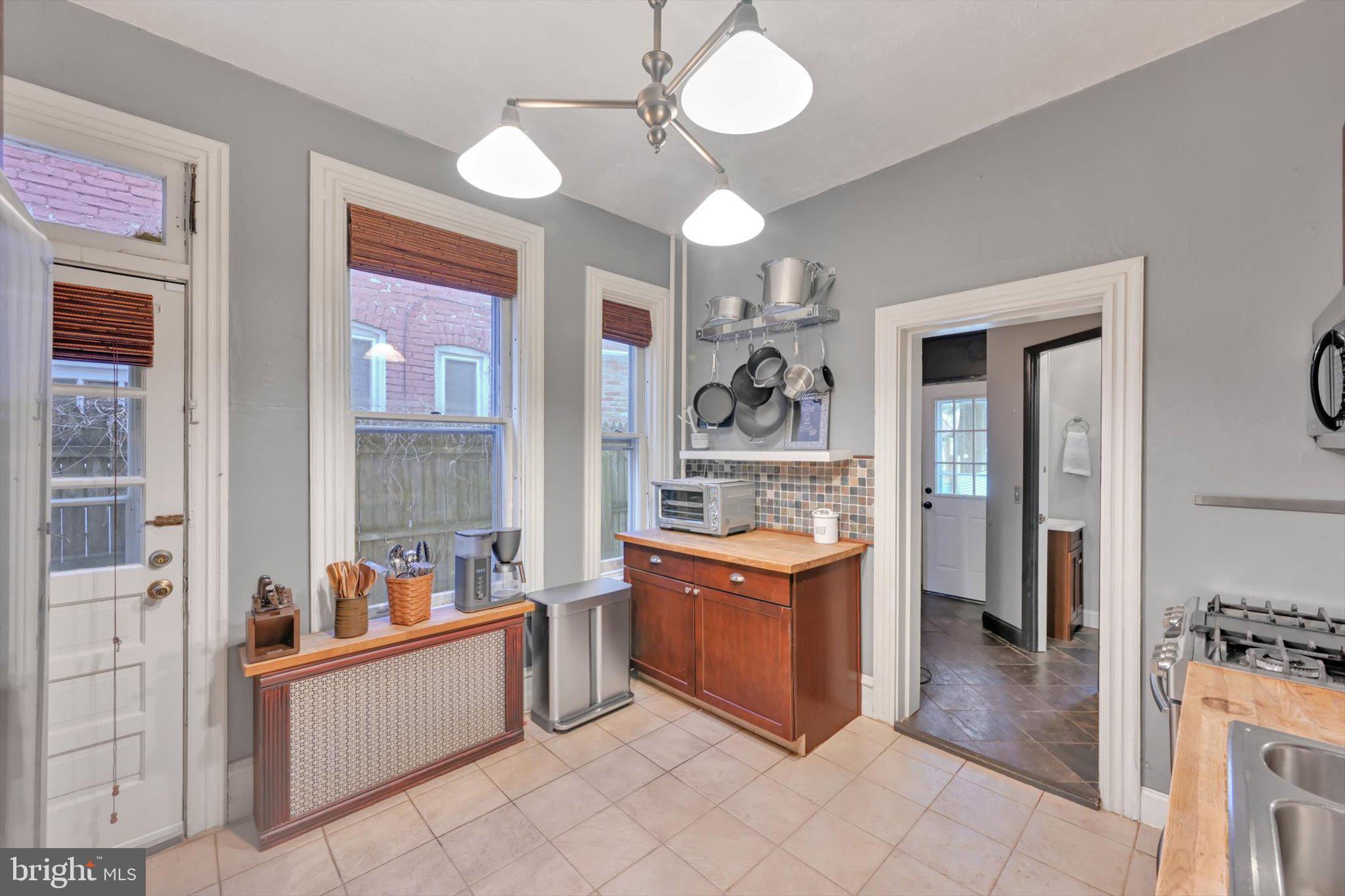 443 West James Street Lancaster, PA 17603 - Photo 27 of 40