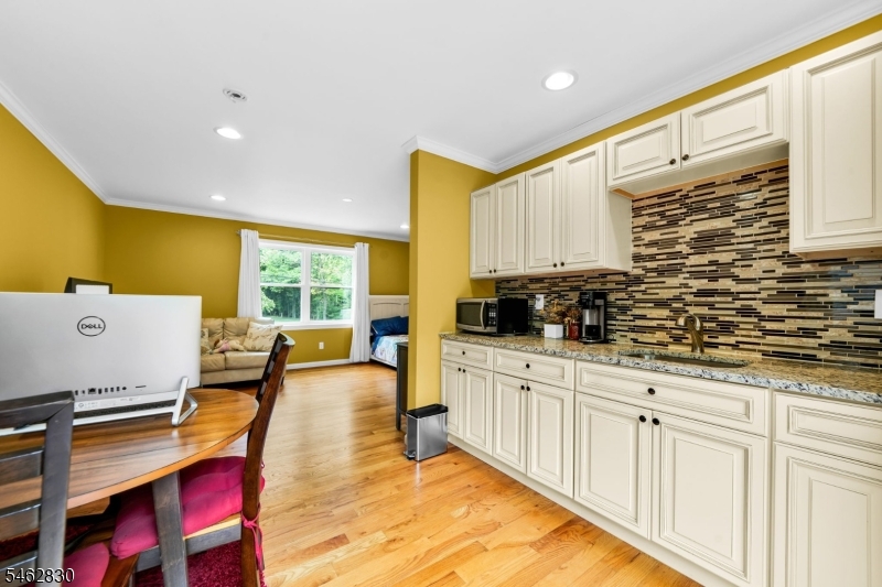 2090 Raritan Road Scotch Plains, NJ 07076 - Photo 23 of 32 Gallery Image 23