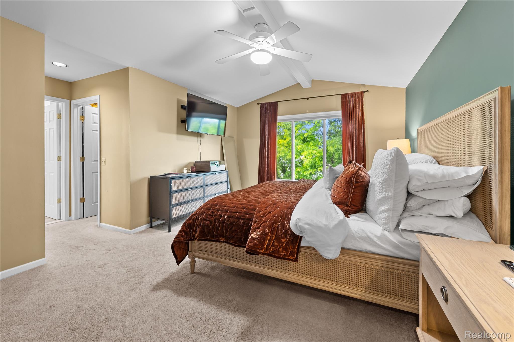 1781 Apple Ridge Court Rochester, MI 48306 - Photo 35 of 79 35 - Primary Bedroom.jpg