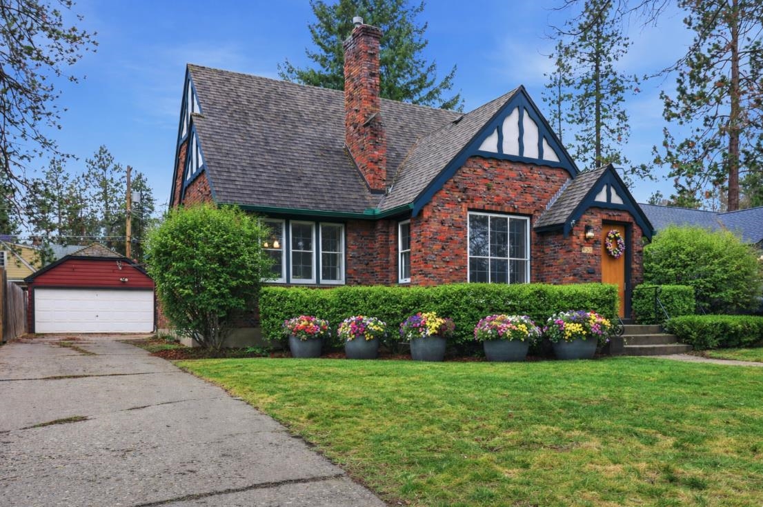 511 West 27th Avenue Spokane, WA 99203 - Photo 2 of 48