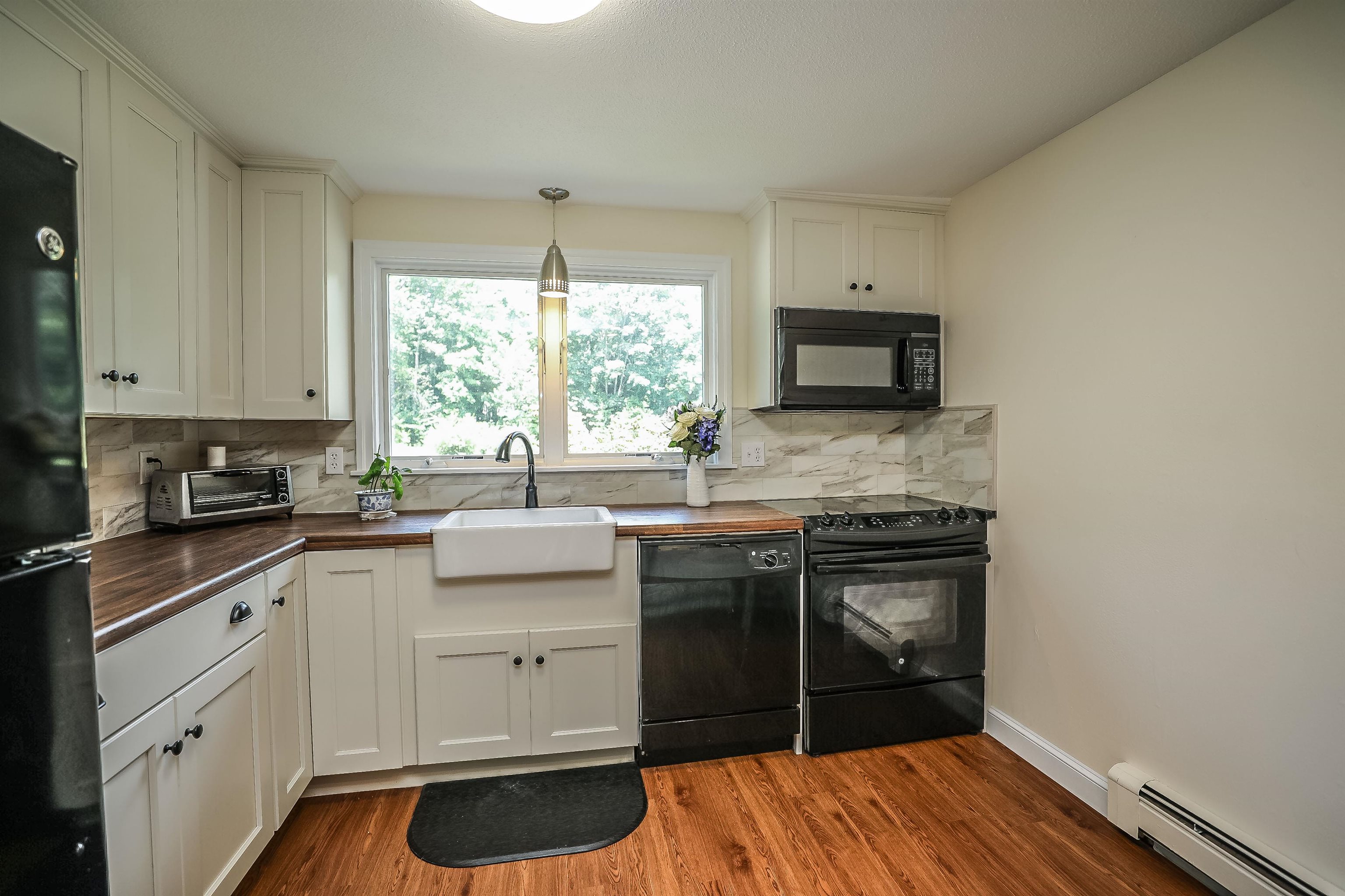 6 Prospect Heights Road Peterborough, NH 03458 - Photo 4 of 28 Gallery Image 4
