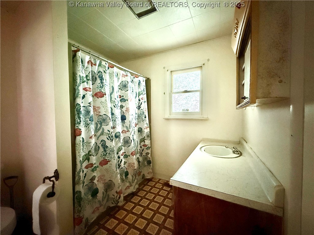 1749 Chapps Fork Road Charleston, WV 25312 - Photo 26 of 42 Gallery Image 26
