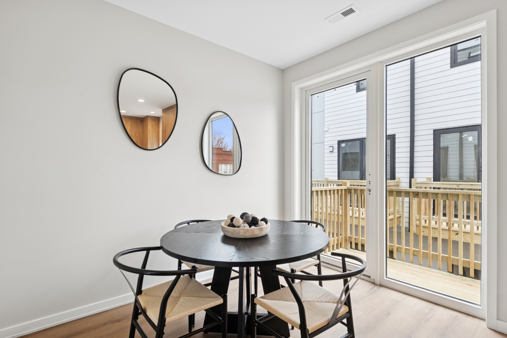 944 Beloit Avenue, Unit 5 Forest Park, IL 60130 - Photo 12 of 36