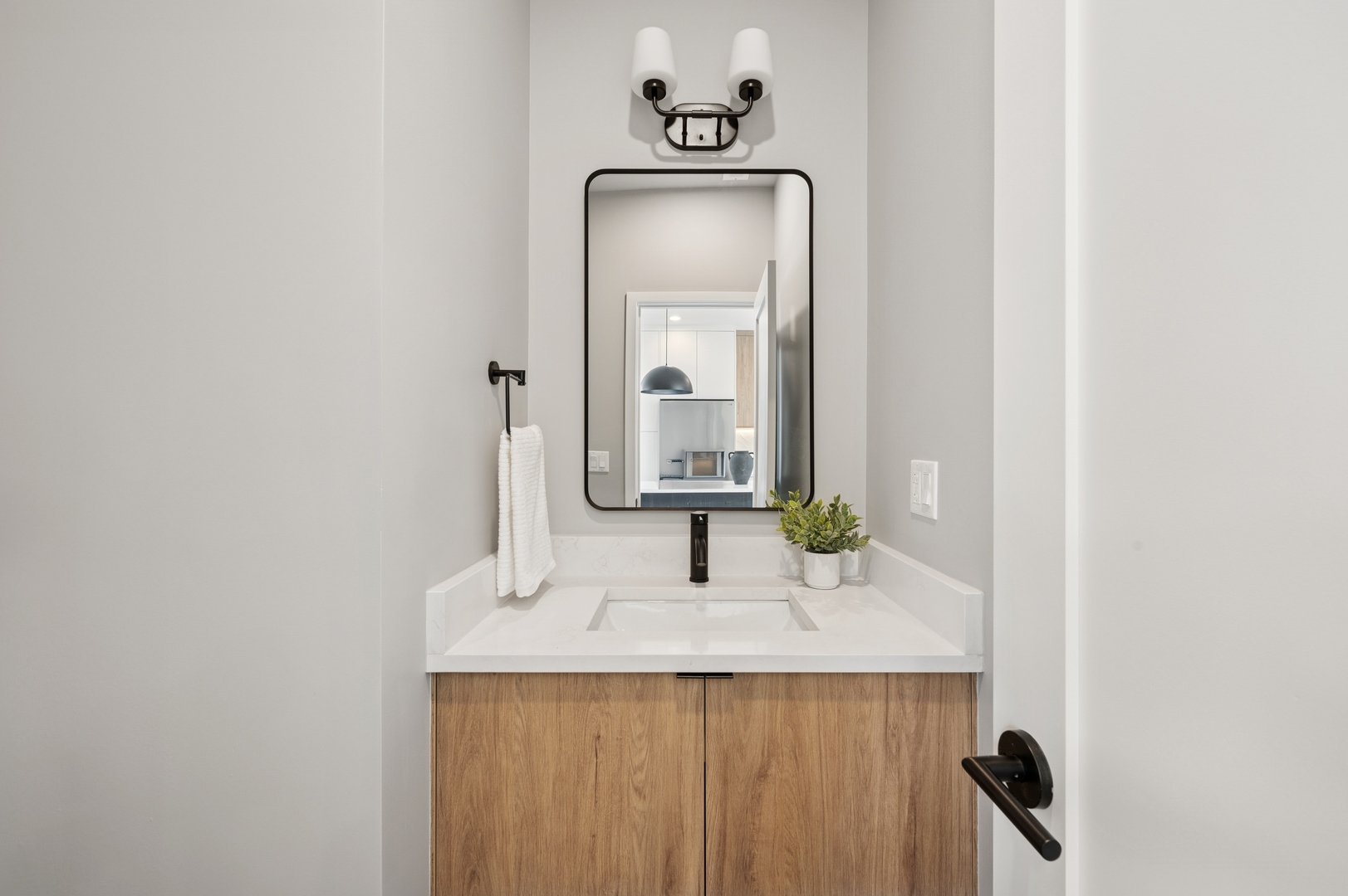 944 Beloit Avenue, Unit 5 Forest Park, IL 60130 - Photo 16 of 36