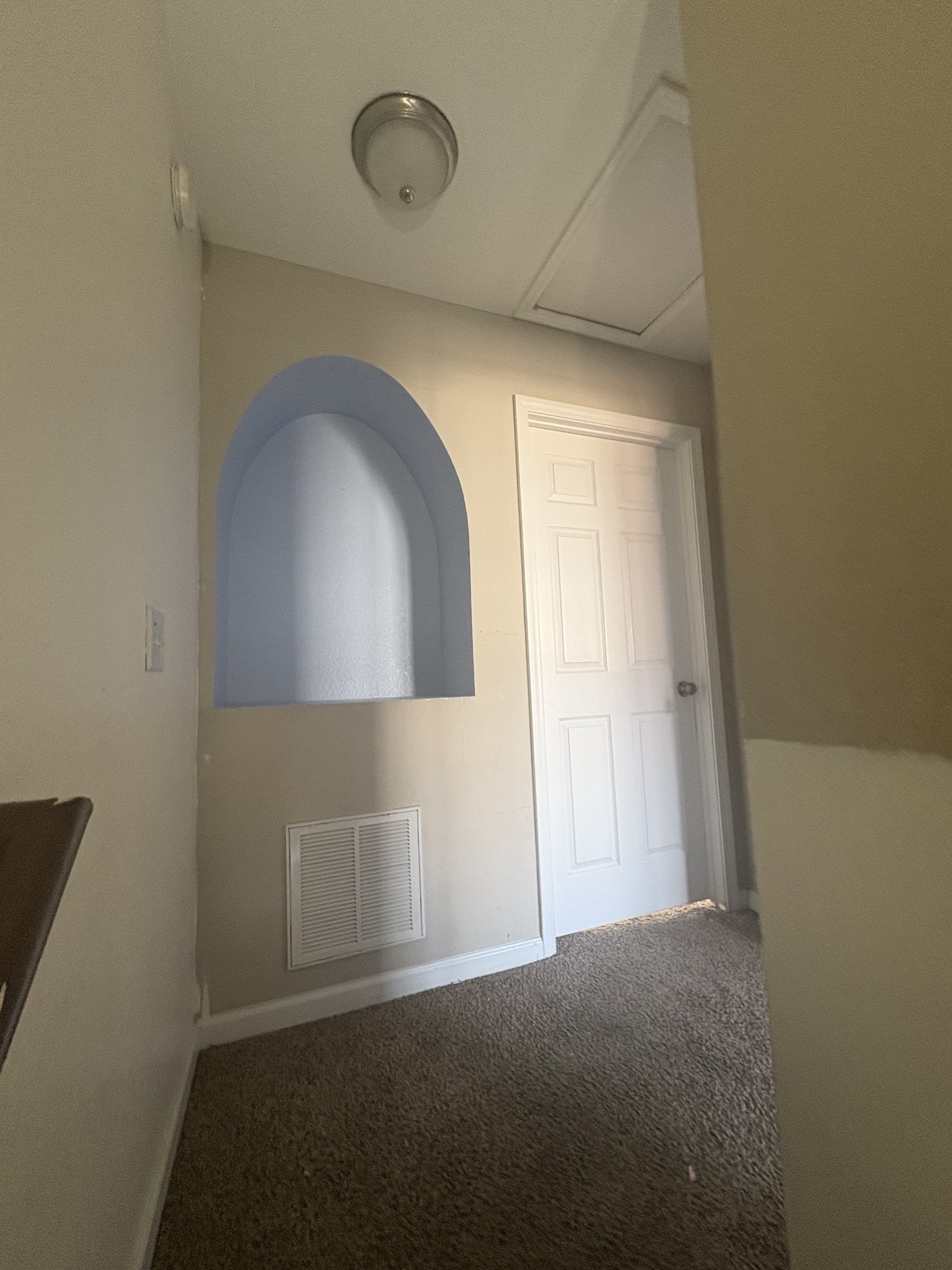4112 Nir Shreibman Boulevard La Vergne, TN 37086 - Photo 19 of 24 a view of a livingroom with wooden floor and a window
