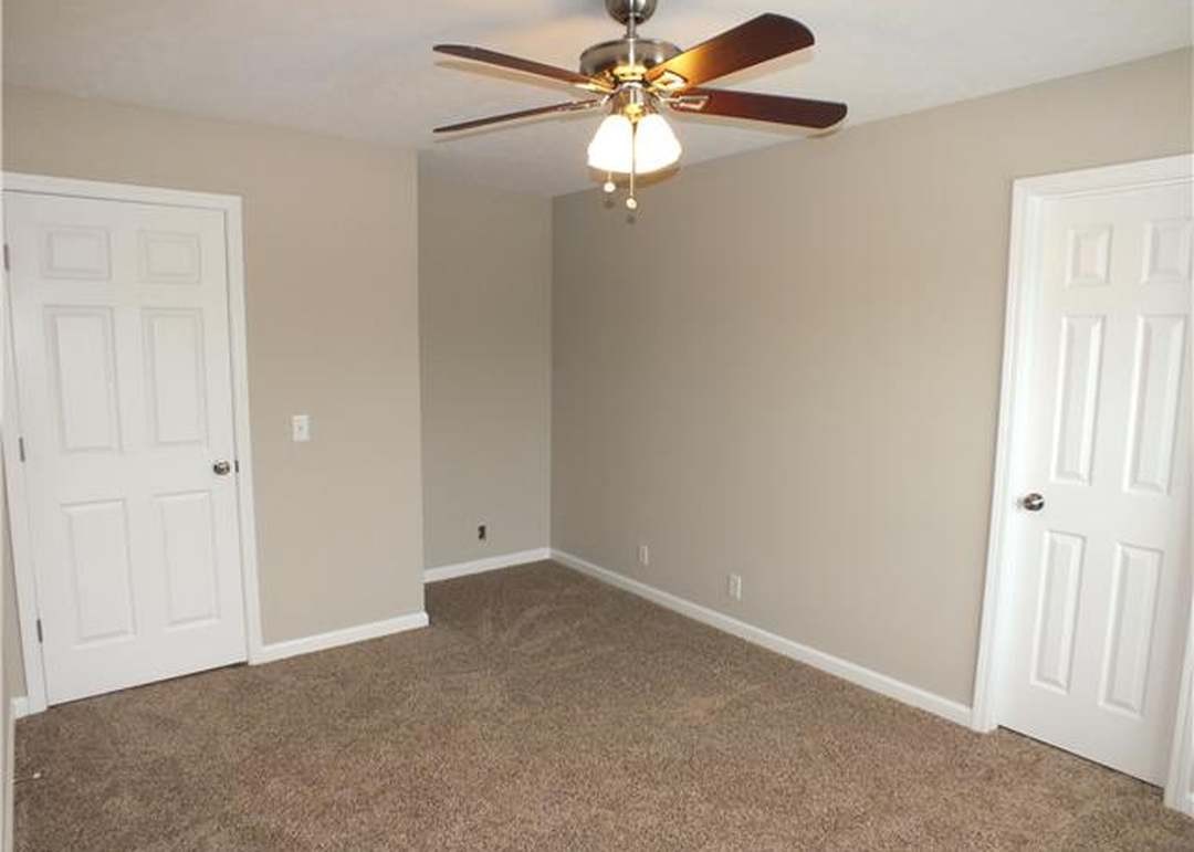 4112 Nir Shreibman Boulevard La Vergne, TN 37086 - Photo 5 of 24 an empty room with a fan & a window