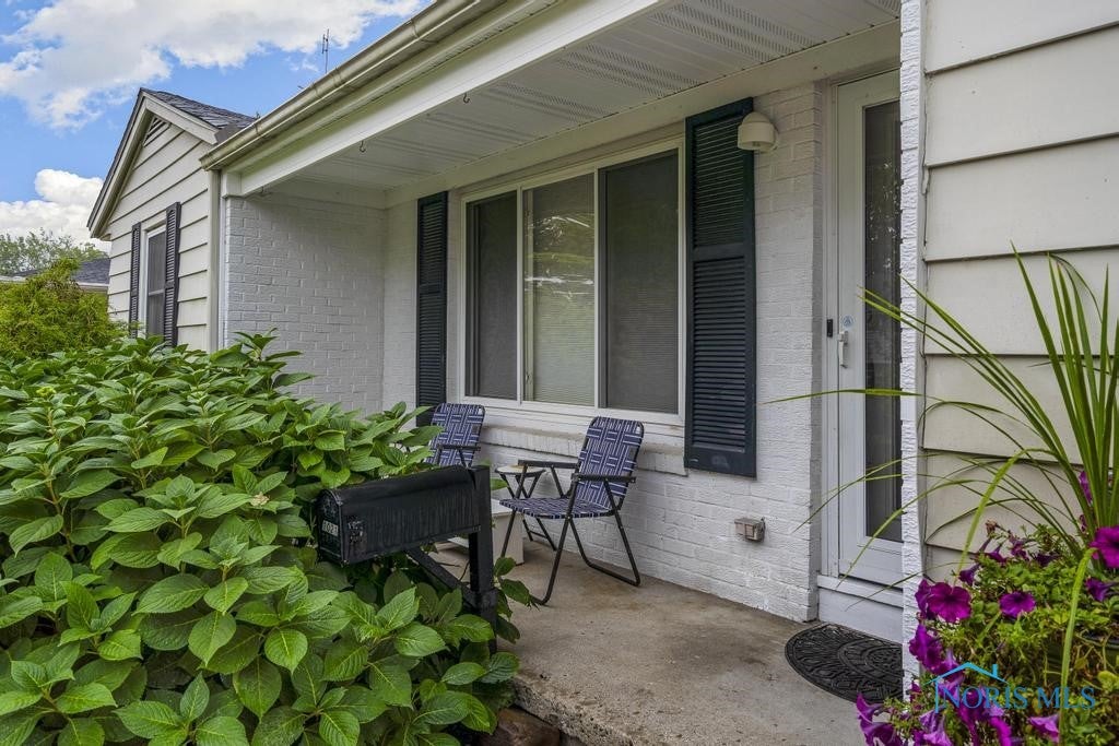 1021 Rosedale Street Maumee, OH 43537 - Photo 4 of 40 Gallery Image 4
