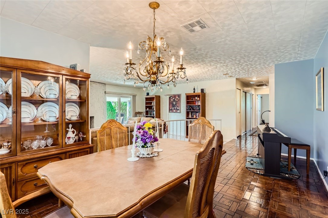 3569 Ruth Drive Las Vegas, NV 89121 - Photo 11 of 38 Gallery Image 11