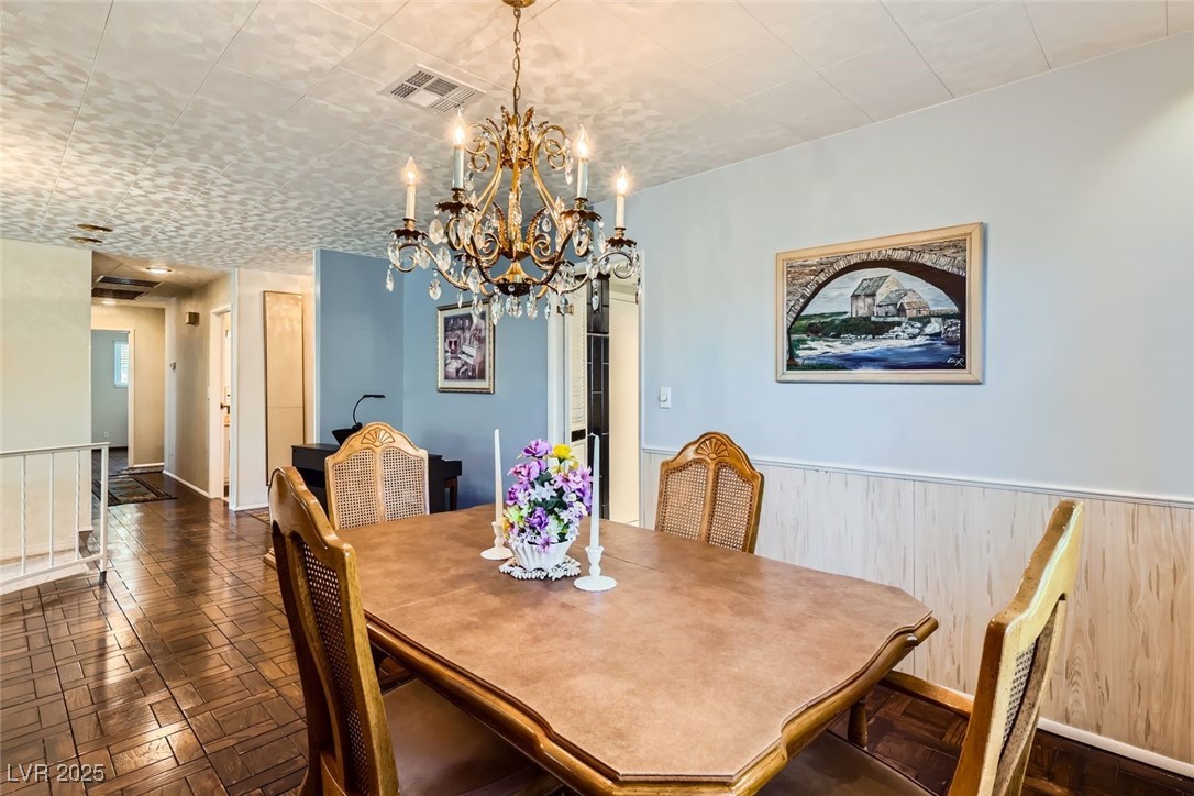 3569 Ruth Drive Las Vegas, NV 89121 - Photo 12 of 38 Gallery Image 12