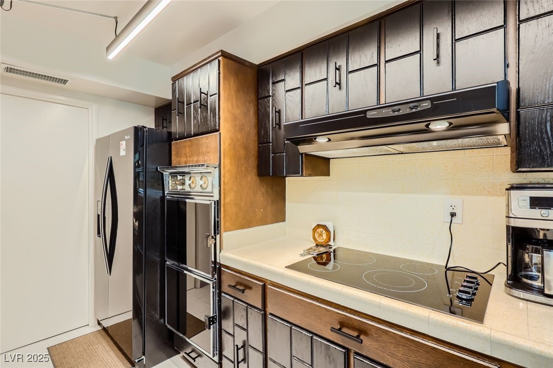 3569 Ruth Drive Las Vegas, NV 89121 - Photo 15 of 38 Gallery Image 15