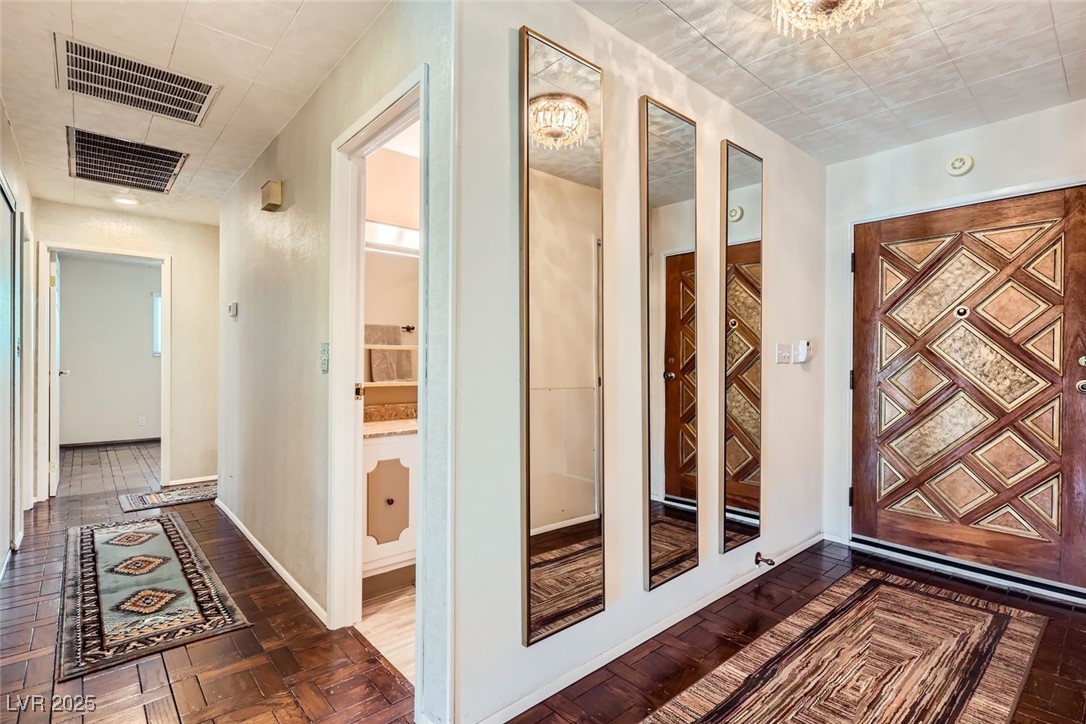 3569 Ruth Drive Las Vegas, NV 89121 - Photo 32 of 38 Gallery Image 32