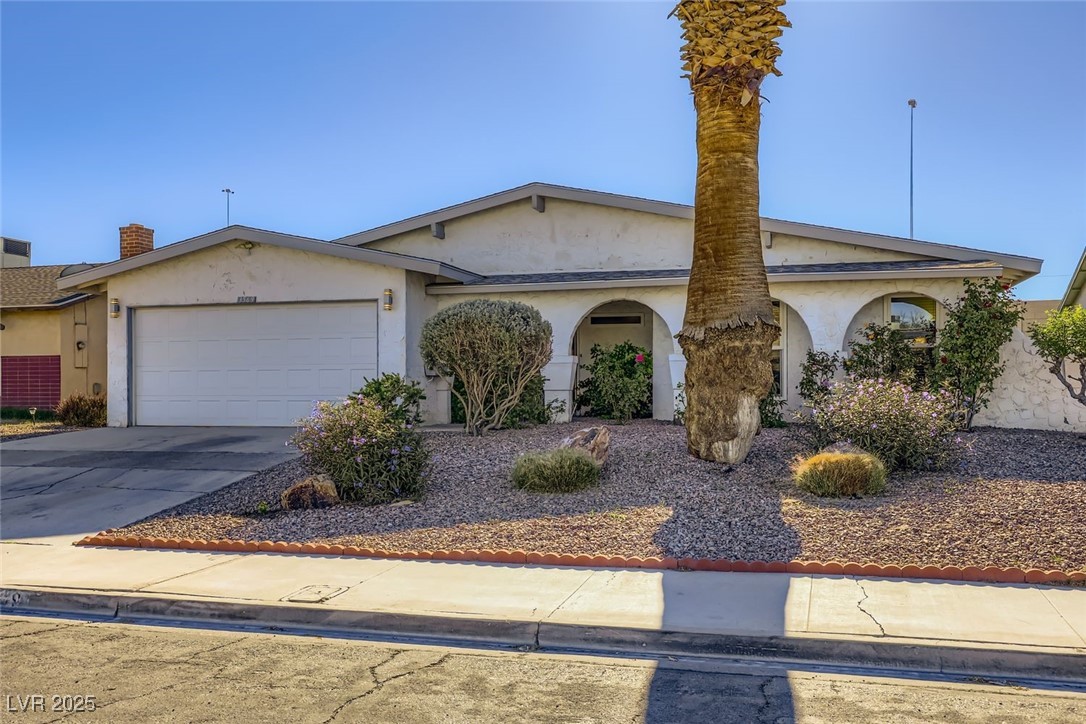 3569 Ruth Drive Las Vegas, NV 89121 - Photo 4 of 38 Gallery Image 4