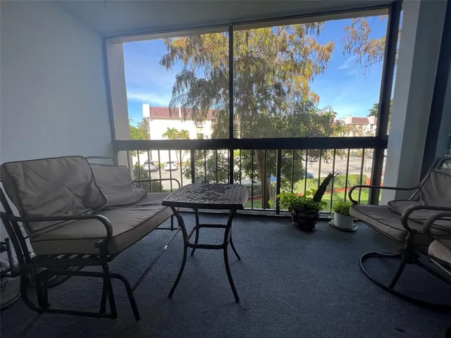 $215,000 | 8437 Forest Hills Drive, Unit 203, Coral Springs, FL 33065