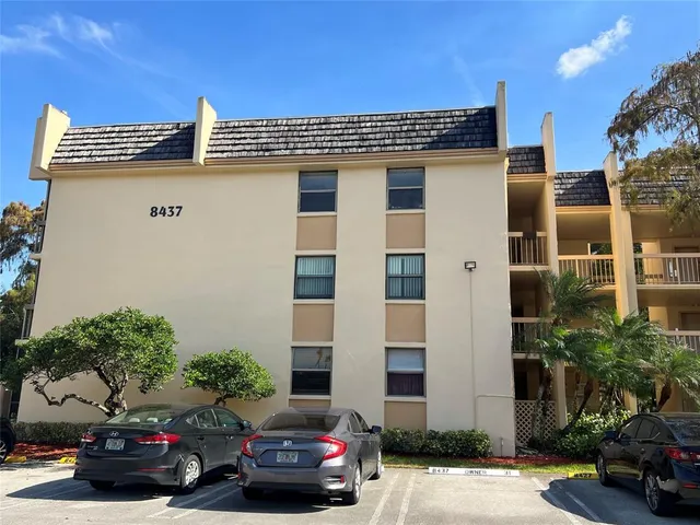 $215,000 | 8437 Forest Hills Drive, Unit 203, Coral Springs, FL 33065