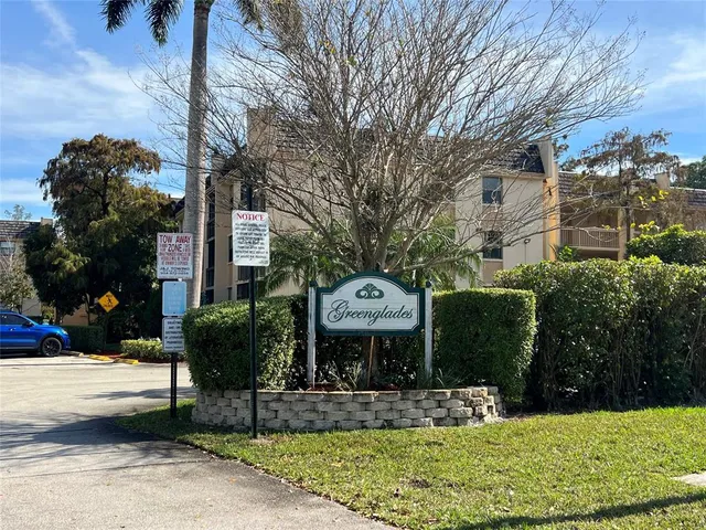 $215,000 | 8437 Forest Hills Drive, Unit 203, Coral Springs, FL 33065