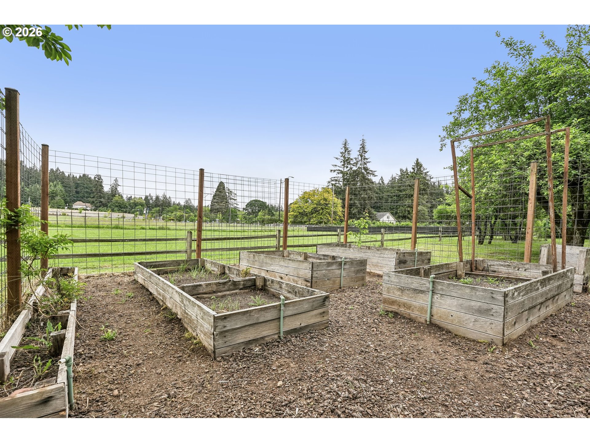 22600 Northeast 28th Street Camas, WA 98607 - Photo 42 of 48 a view of a park with furniture and a small yard