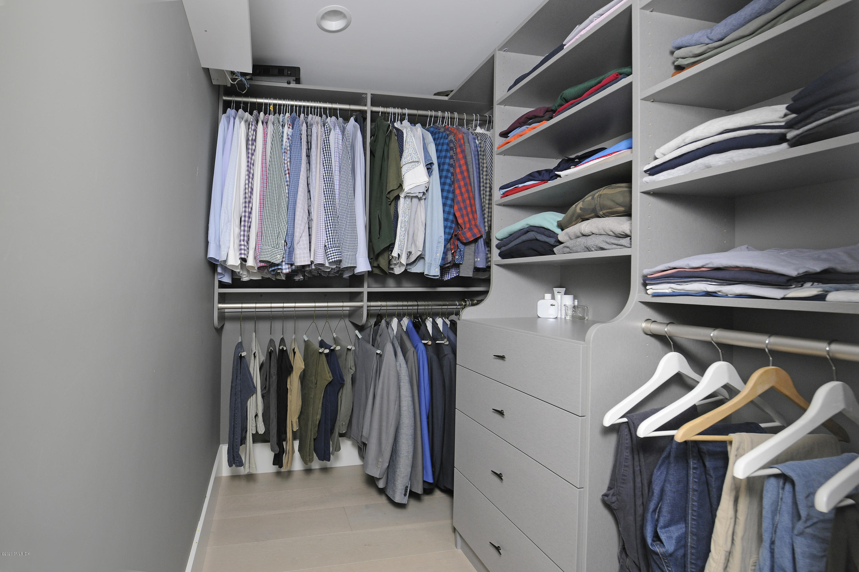 37 Rainbow Drive Riverside, CT 06878 - Photo 12 of 29 Closet1