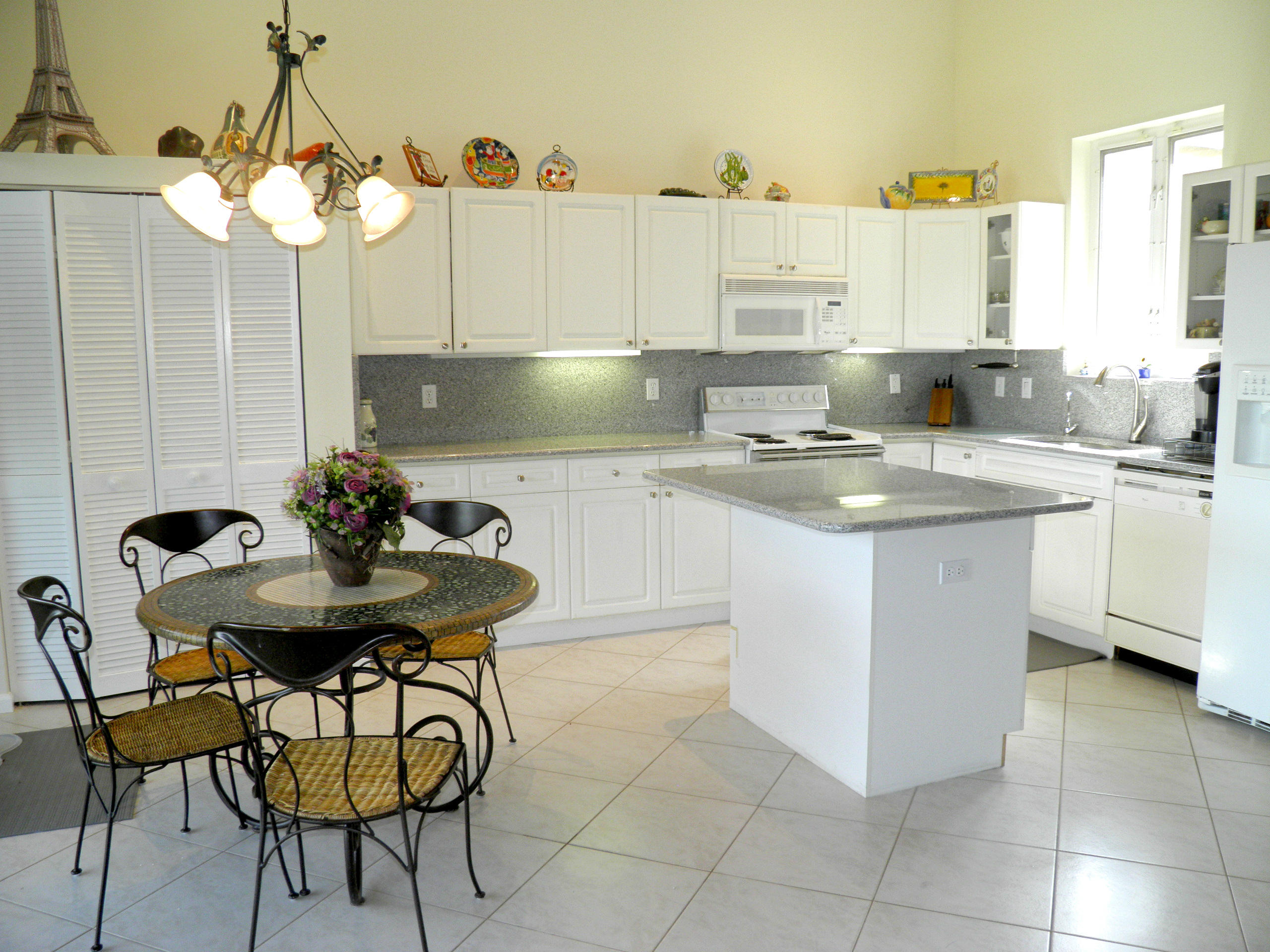 6743 Portside Drive Boca Raton, FL 33496 - Photo 20 of 24 like kitchen