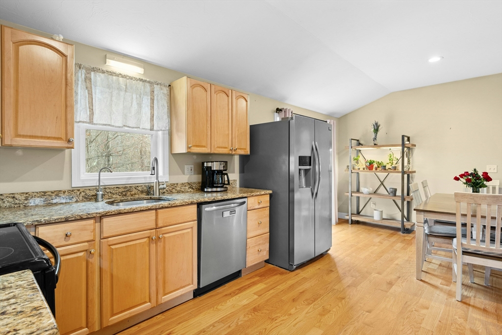252 Pleasantdale Road Rutland, MA 01543 - Photo 10 of 30 Gallery Image 10