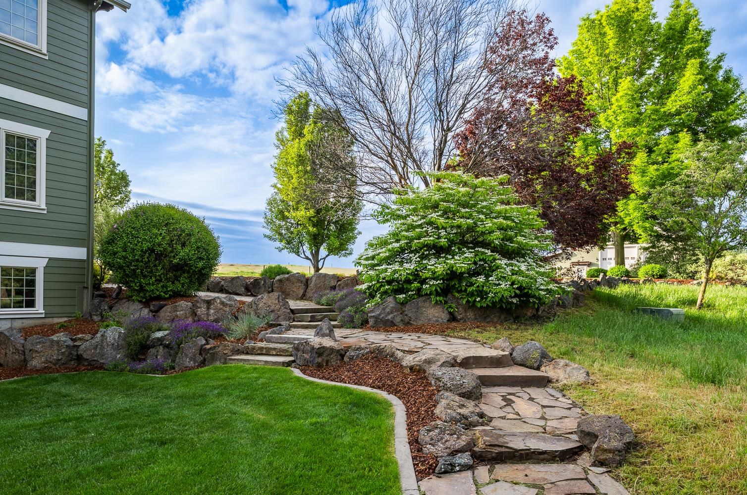 9504 South Baltimore Road Spokane, WA 99223 - Photo 23 of 44