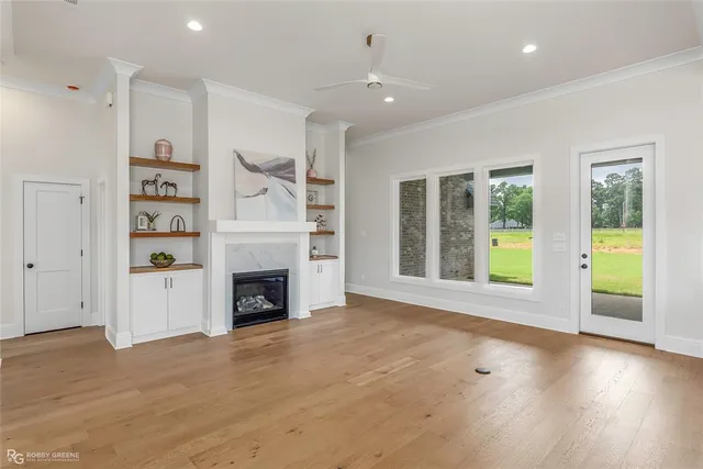 $470,400 | 916 Aaron Lane, Benton, LA 71006