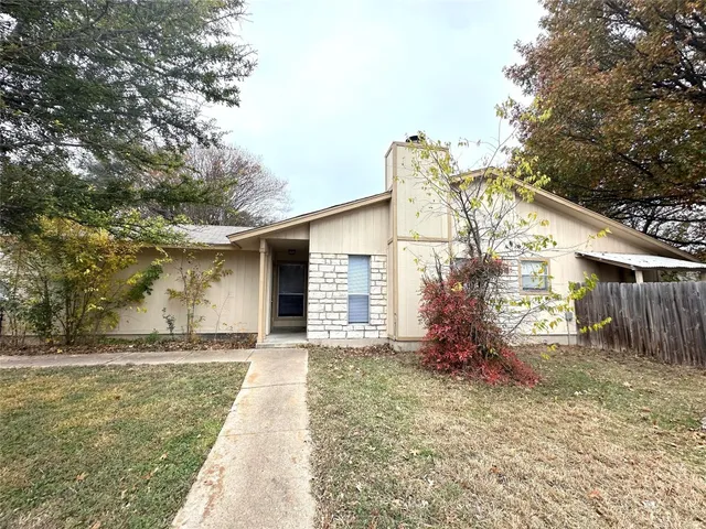 $1,480 | 12401 Tree Line Drive, Unit A, Austin, TX 78729