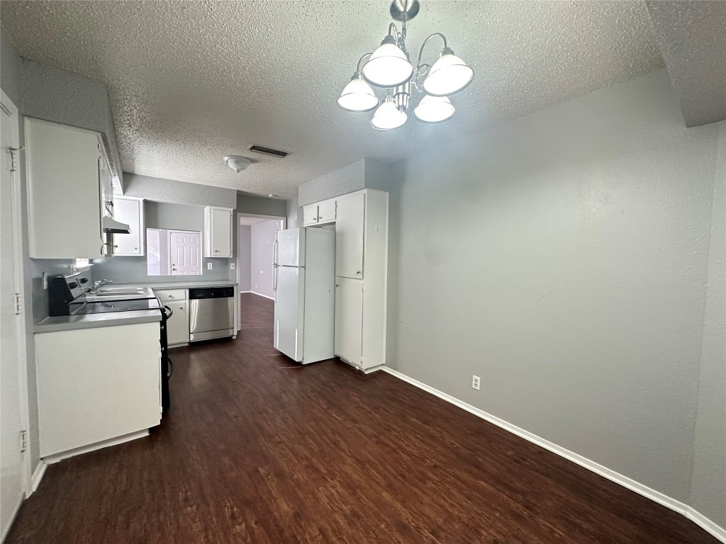 12401 Tree Line Drive, Unit A Austin, TX 78729 - Photo 5 of 16