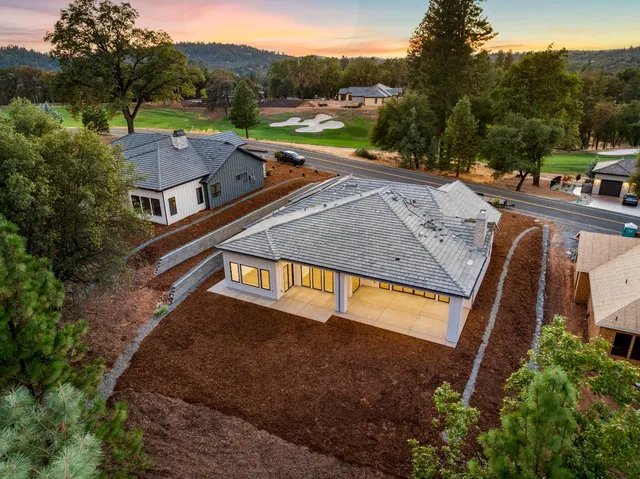 $1,198,000 | 23517 Darkhorse Drive, Auburn, CA 95602