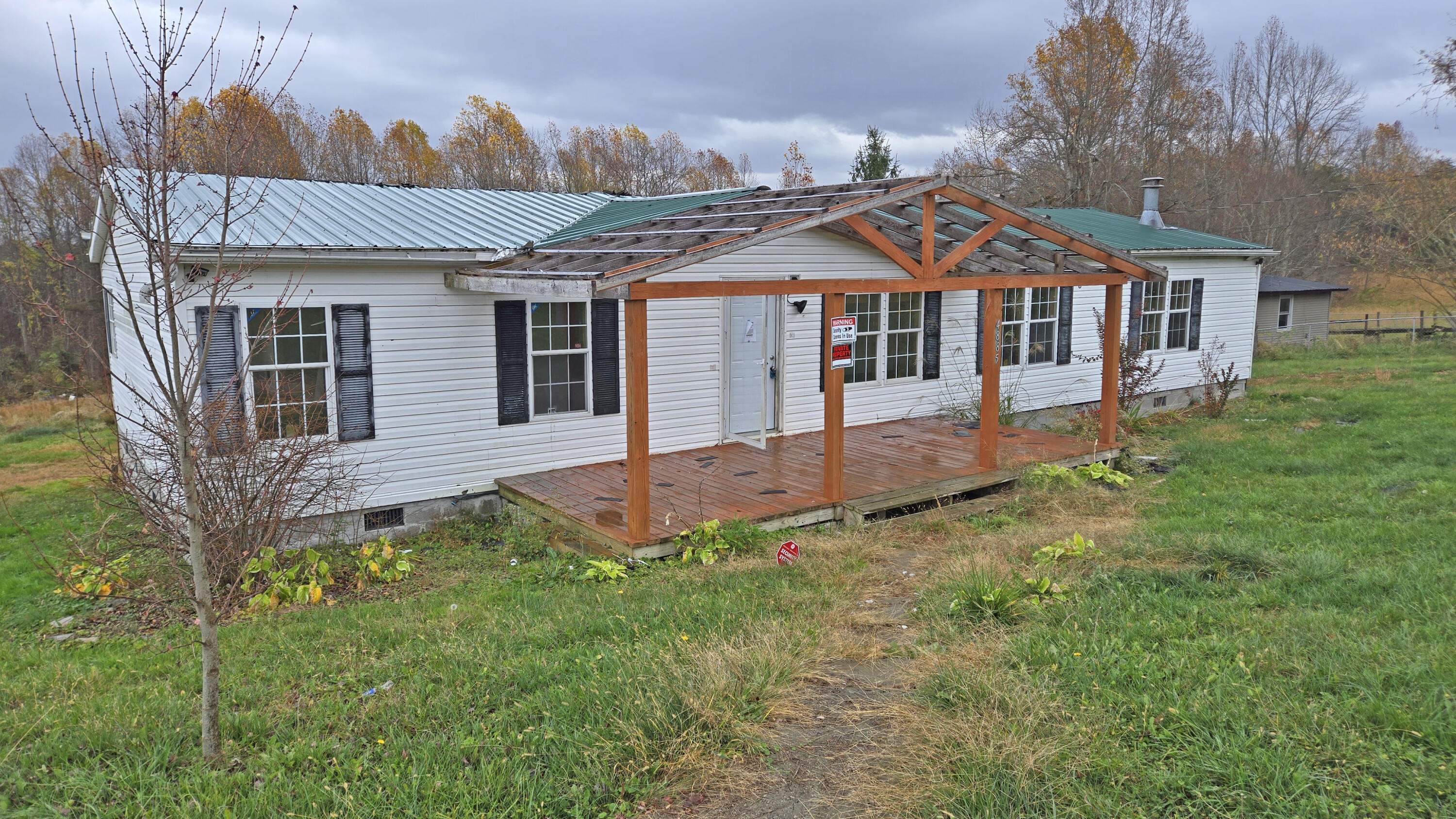 4885 Goddard Road Wallingford, KY 41093 - Photo 1 of 21 10