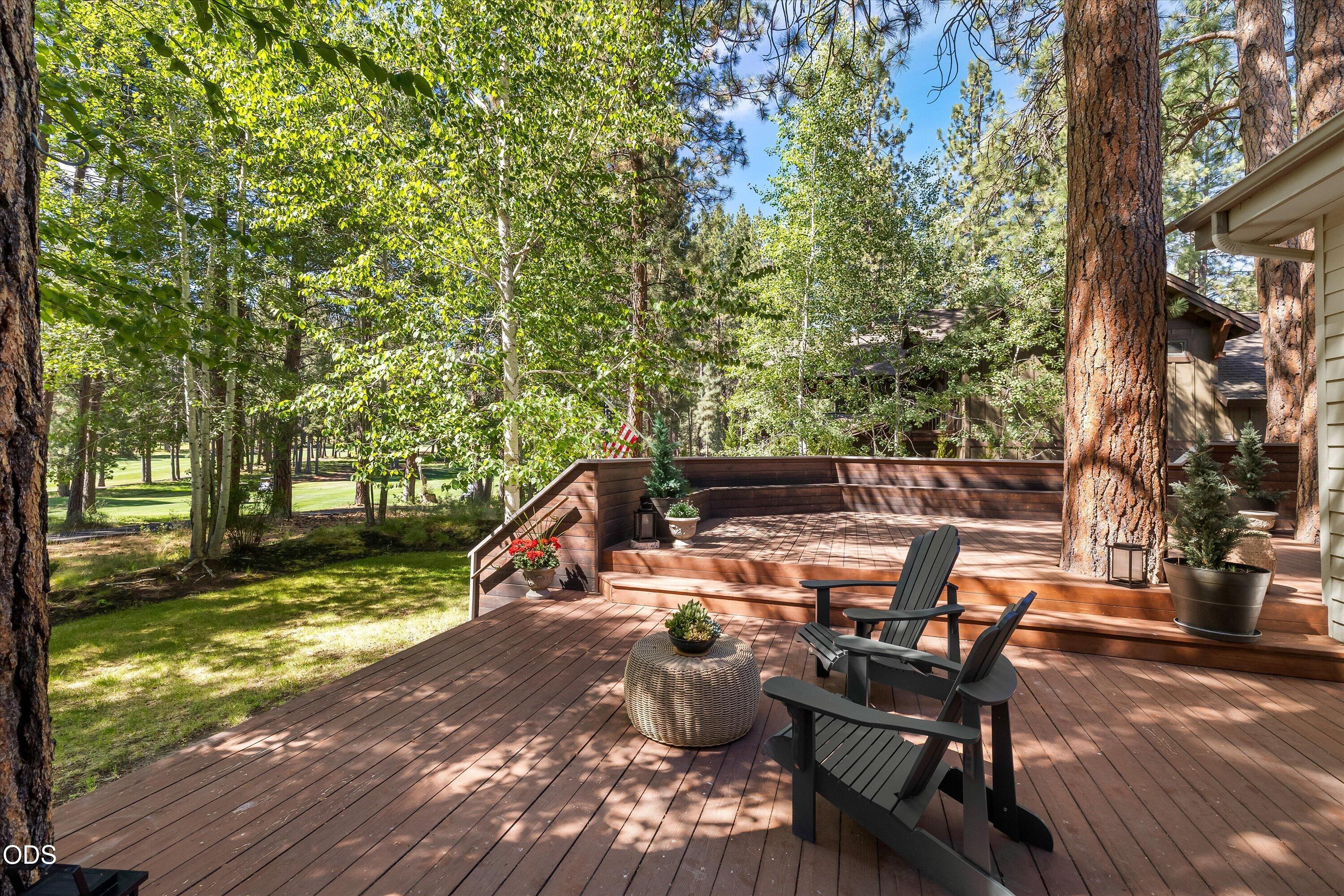 60726 Golf Village Loop Bend, OR 97702 - Photo 36 of 63