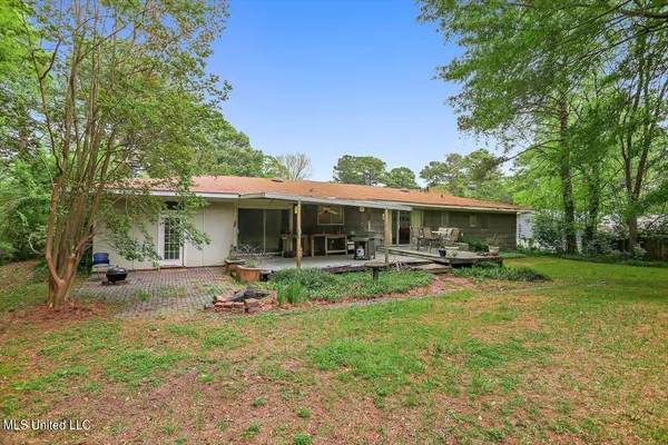 $2,000 | 1315 Kimwood Drive, Jackson, MS 39211