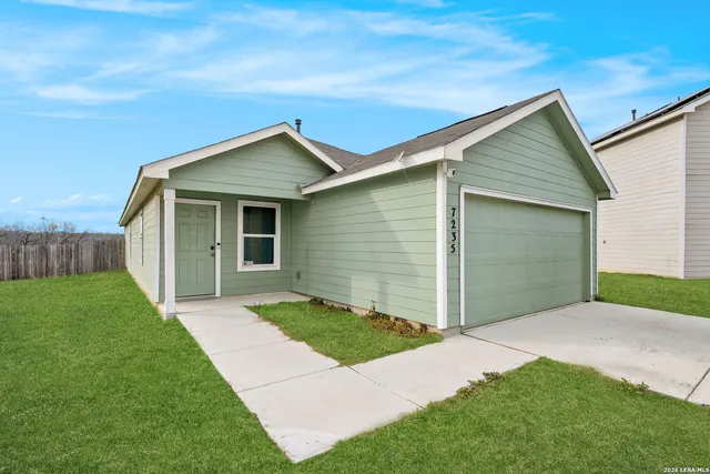 $1,800 | 7235 Eclipse Place, San Antonio, TX 78252