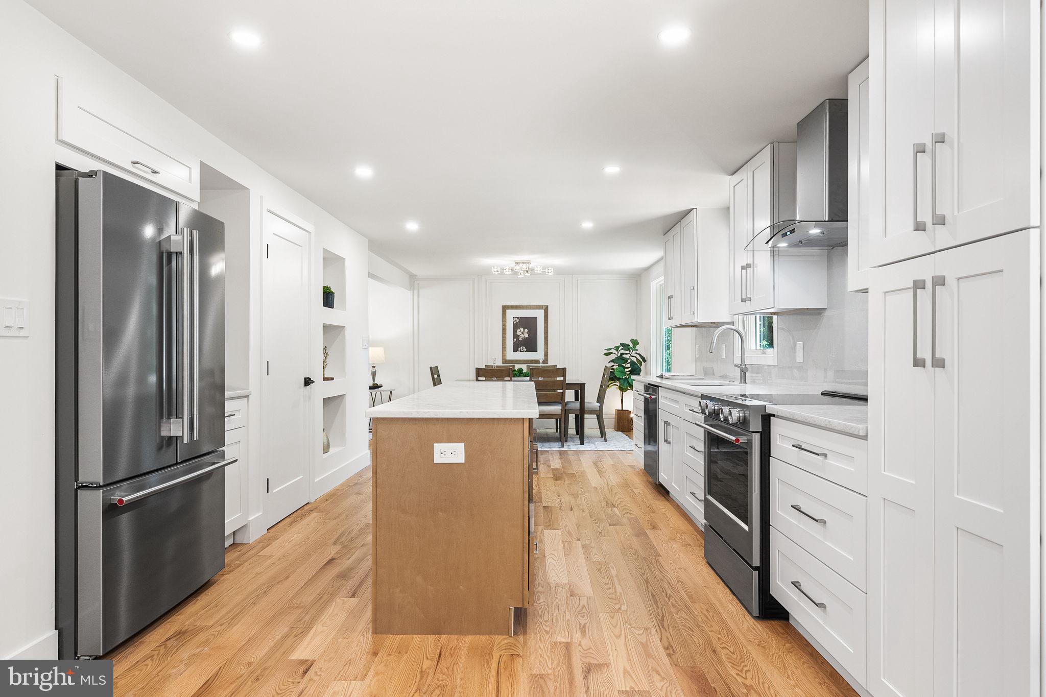 2851 Edgelea Road Vienna, VA 22181 - Photo 19 of 69