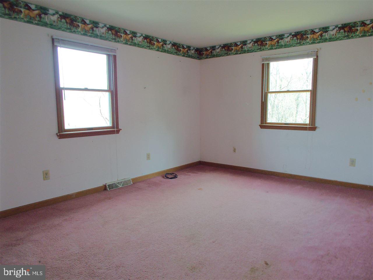 186 Mill Road Shermans Dale, PA 17090 - Photo 11 of 16 Gallery Image 11