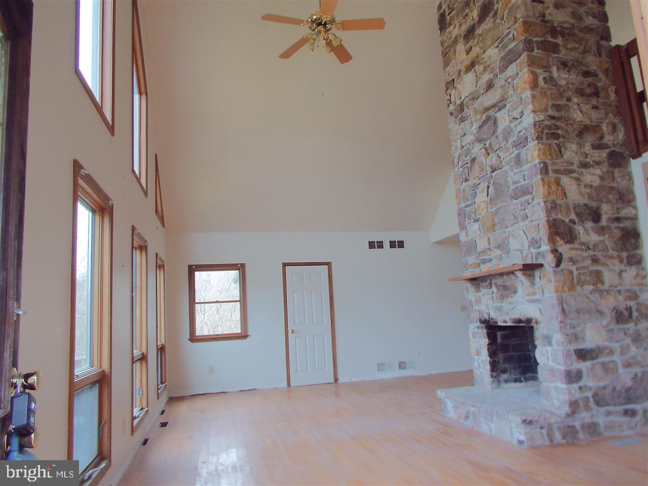186 Mill Road Shermans Dale, PA 17090 - Photo 6 of 16 Gallery Image 6
