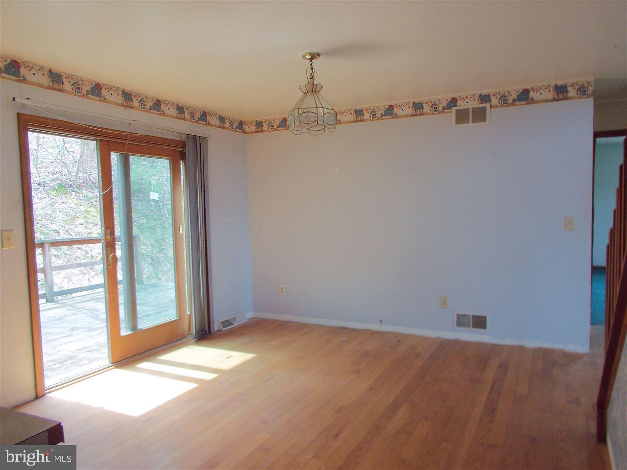 186 Mill Road Shermans Dale, PA 17090 - Photo 7 of 16 Gallery Image 7