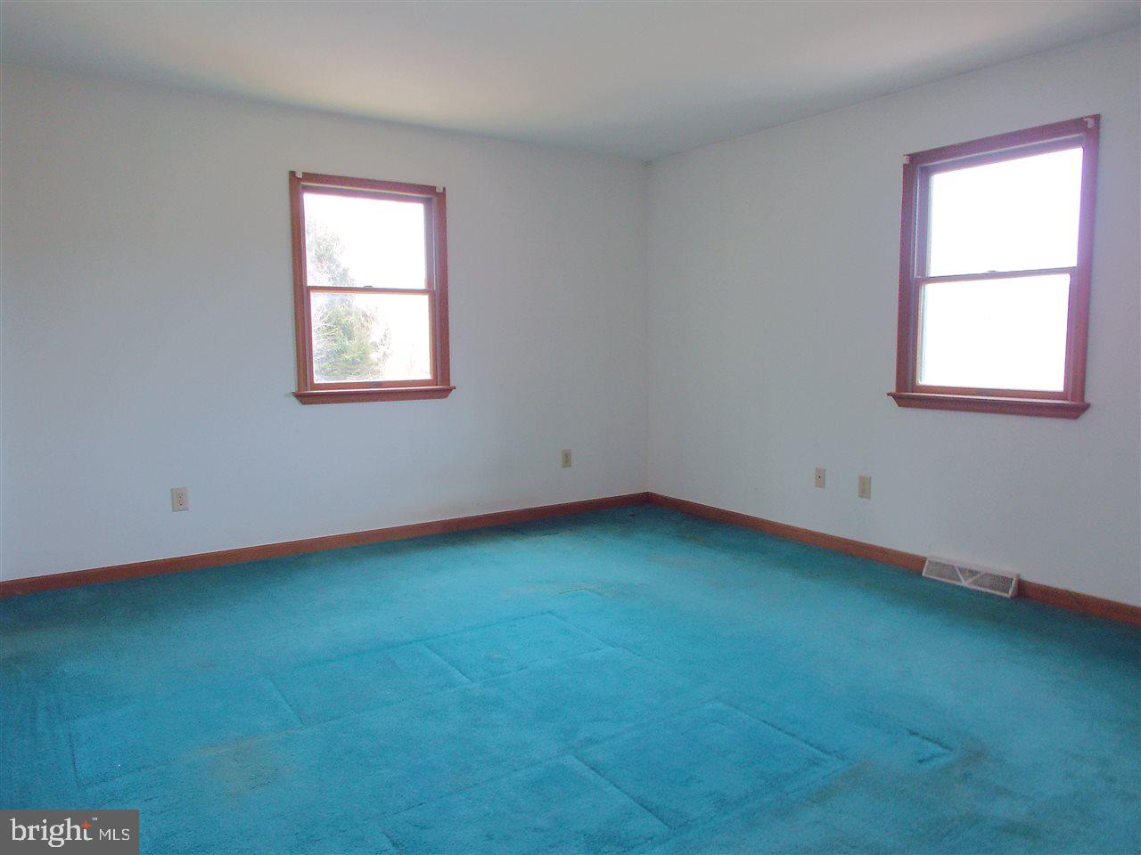 186 Mill Road Shermans Dale, PA 17090 - Photo 10 of 16 Gallery Image 10