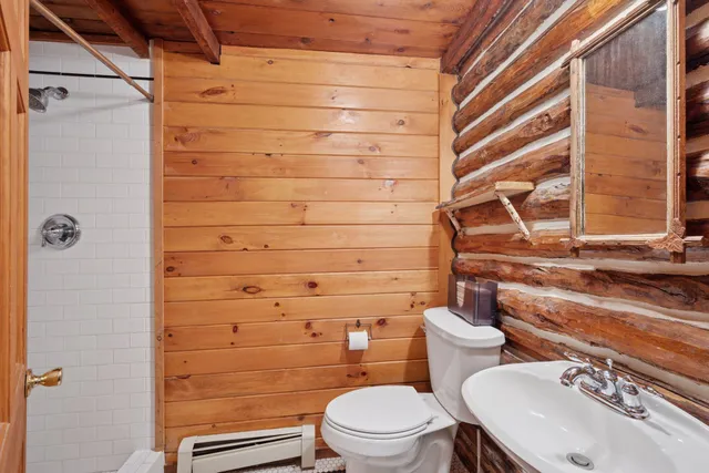 $1,695,000 | 10472-71 West Murphy Boulevard, Hayward, WI 54843