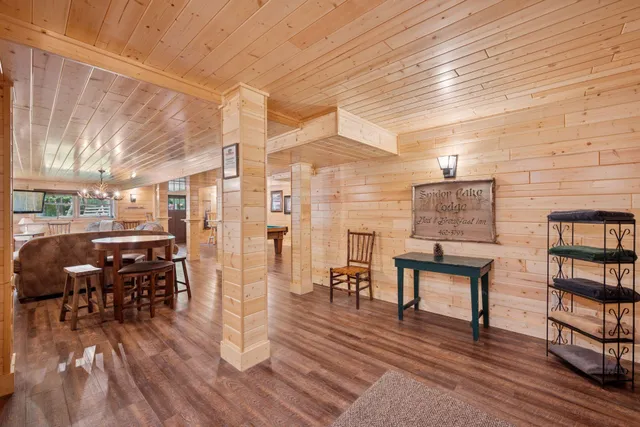 $1,695,000 | 10472-71 West Murphy Boulevard, Hayward, WI 54843