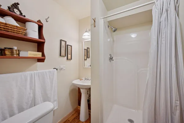 $1,495,000 | 10472-71 West Murphy Boulevard, Hayward, WI 54843