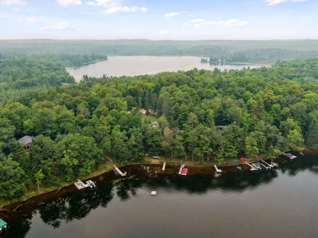 $1,695,000 | 10472-71 West Murphy Boulevard, Hayward, WI 54843