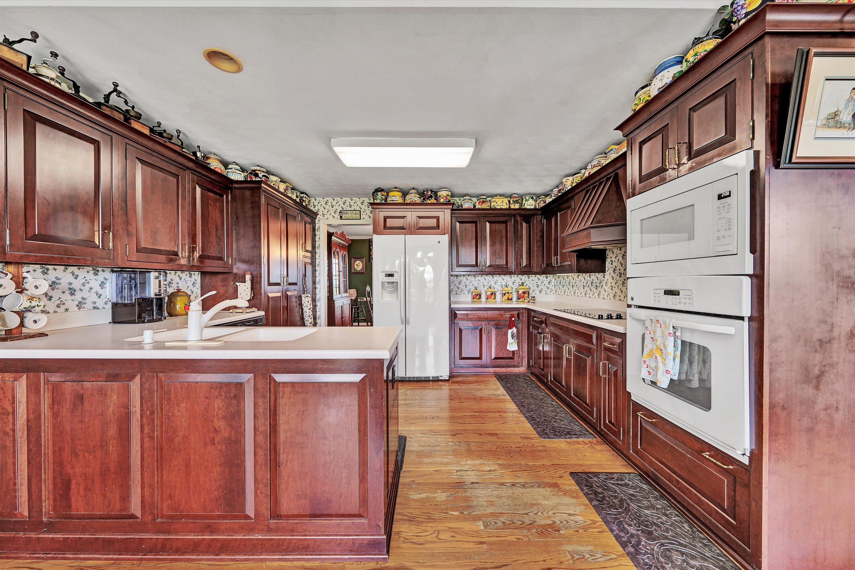 3281 Springwood Road Fincastle, VA 24090 - Photo 17 of 64 16-DSC00184