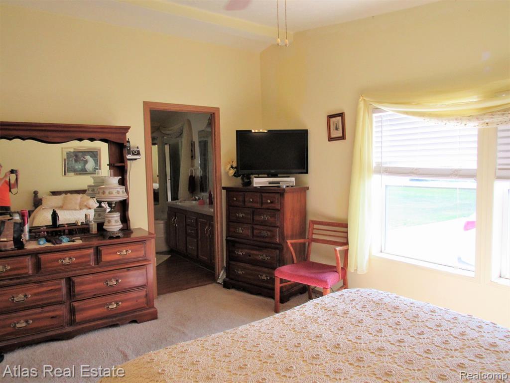 78 West Barnes Road Fostoria, MI 48435 - Photo 12 of 46