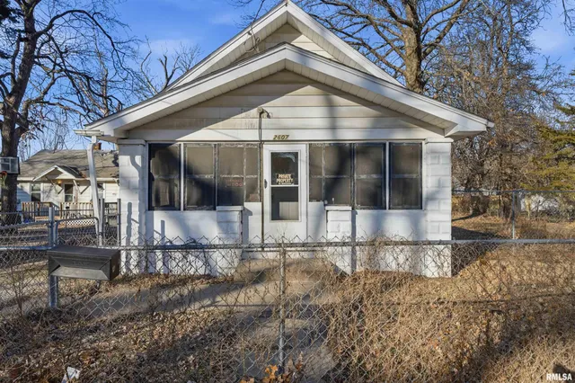 $45,000 | 2607 West Humboldt Street, Peoria, IL 61605