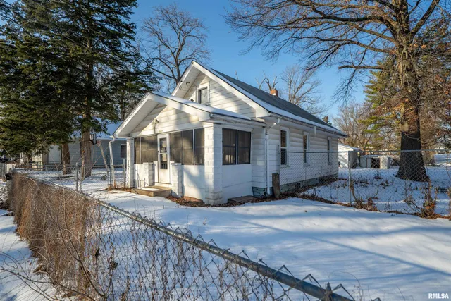 $45,000 | 2607 West Humboldt Street, Peoria, IL 61605