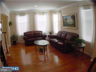47 Wendover Road East Windsor, NJ 08520 - Photo 7 of 12 Living Room