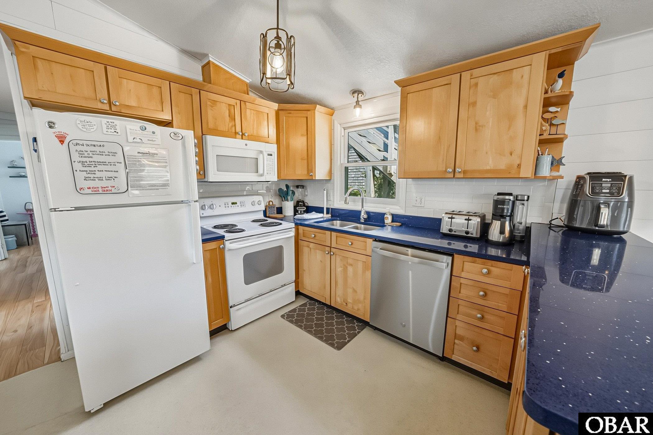 40227 Due E Road Avon, NC 27915 - Photo 7 of 38 Gallery Image 7