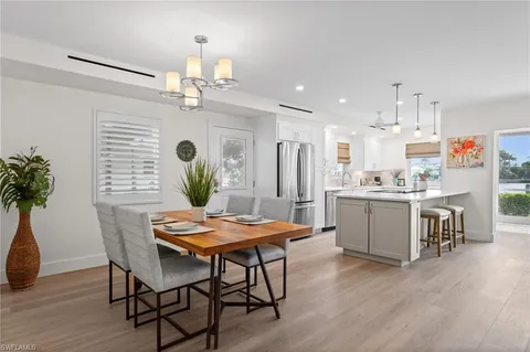 $999,000 | 3400 Gulf Shore Boulevard North, Unit K2, Naples, FL 34103